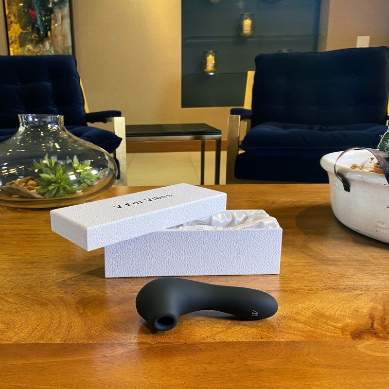 Drusilla - The Majestic Clitoral Sucking Vibrator - Honeysuckle Melons