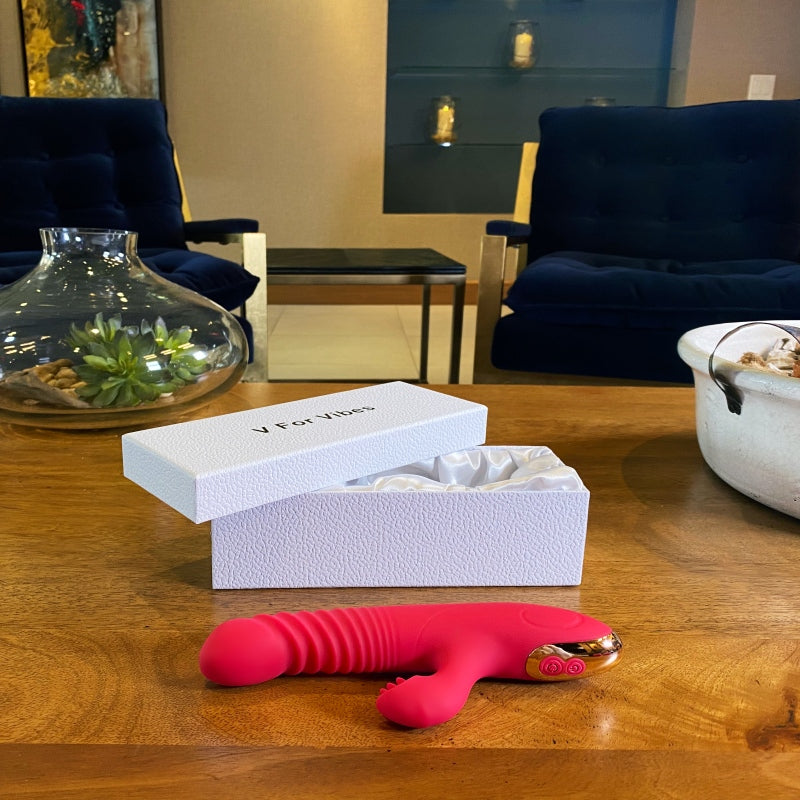 Luna – Heated Thrusting Dildo, Sex Toy &  Massager For Women - Honeysuckle Melons